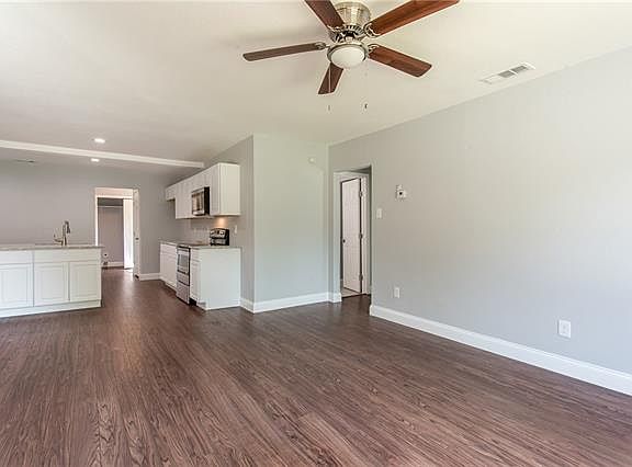 2nd image of 10938 Desdemona Dr