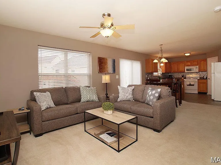 210 Stone Run Blvd — Photo 2