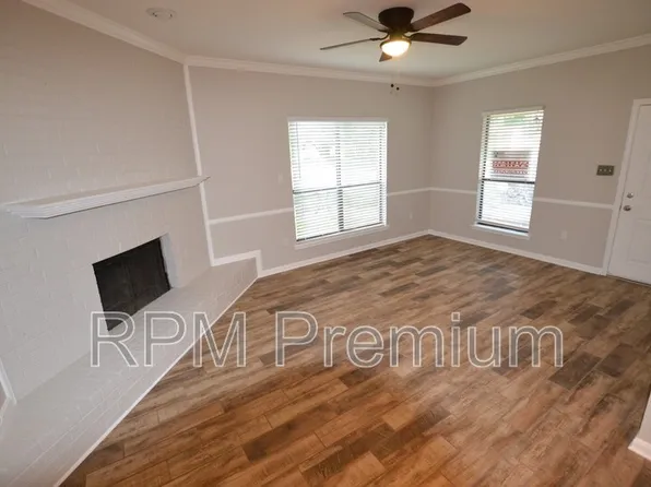 5157 Cumberland Cove Dr, Baton Rouge, LA 70817