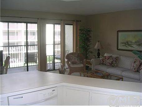 3rd image of 1605 S Us Highway 1 APT D303