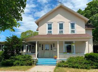 1732 10th Ave, Menominee, MI 49858