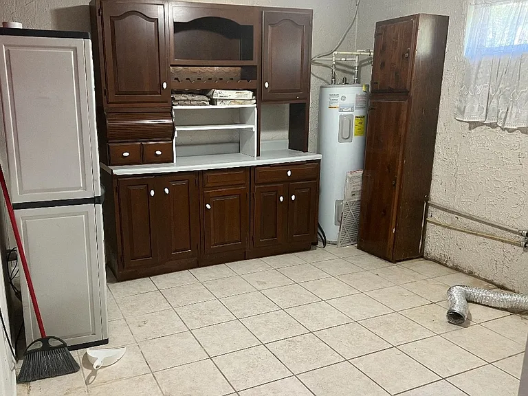 320 Caraway Ln — Photo 21