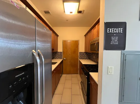 50 Oak St, Bayonne, NJ