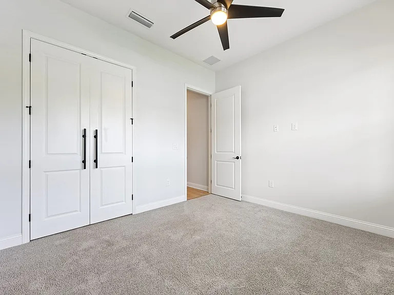 351 Sawgrass Dr — Photo 26