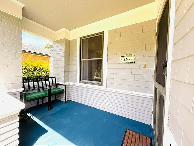 21 E Arrellaga St #A — Photo 2