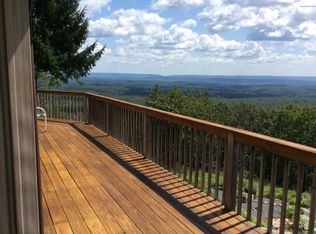 1249 Sky High Ter, Effort, PA 18330