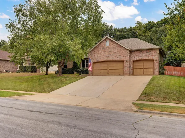 5113 E Copper Ridge Street, Springfield, MO 65809