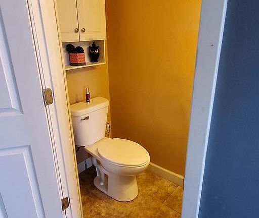 5th image of 1959 Kenilworth Cir