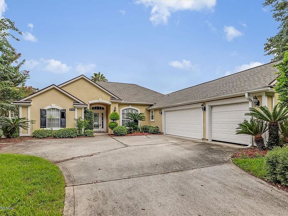 1st image of 3142 Country Club Blvd