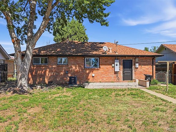 2nd image of 5340 E 33rd Avenue