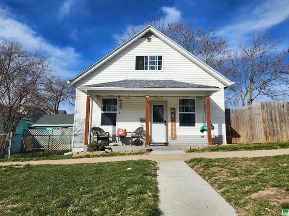 507 W 2nd St, Sioux City, IA 51103
