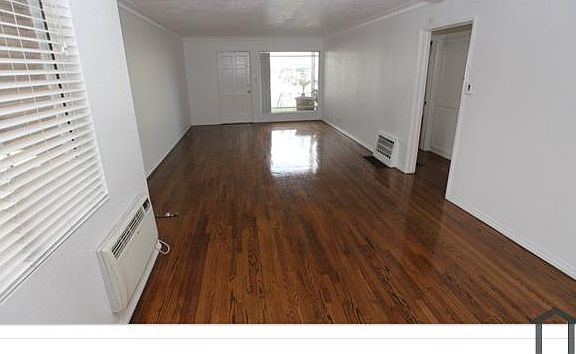 5th image of 6944 La Tijera Blvd