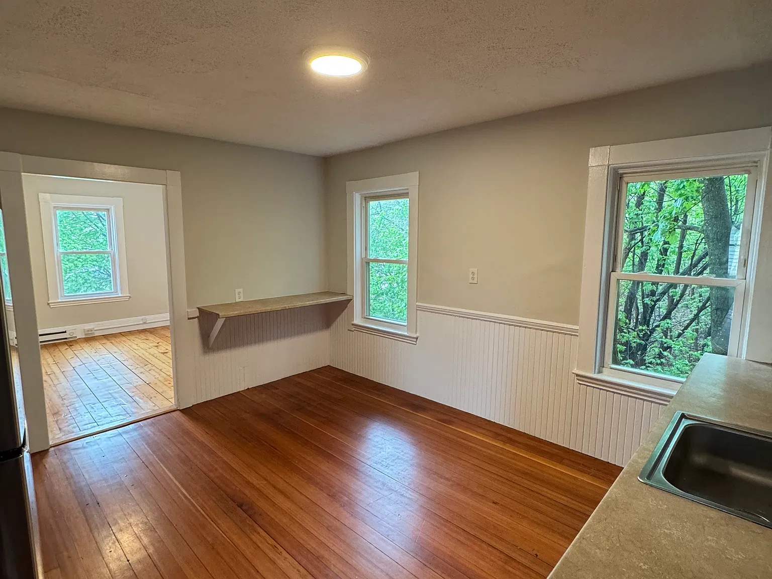 3 bed, 1080 sqft, $2,800 — Photo 3