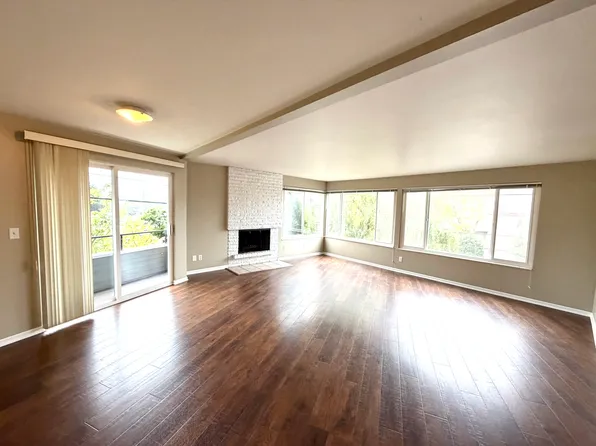 2663 Thorndyke Ave W APT 202, Seattle, WA 98199