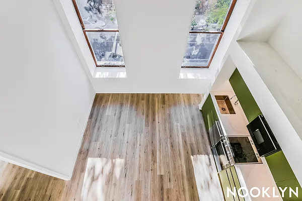 Rented by Nooklyn NYC LLC | media 37