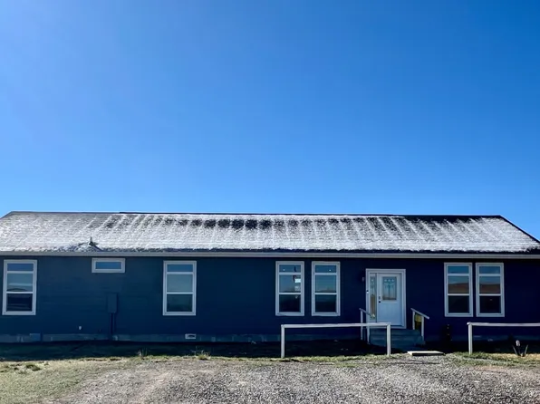 301 Nostrum Rd, Thermopolis, WY 82443