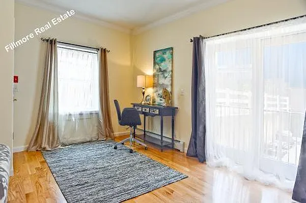 Sold by Fillmore | media 9