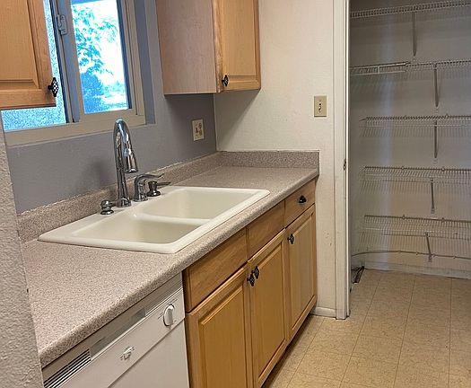 5th image of 2220 W Dora St APT 207