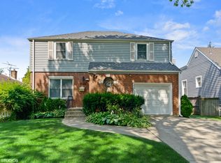 1608 Brophy Ave, Park Ridge, IL 60068