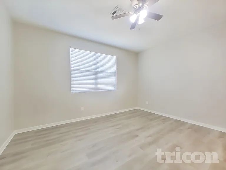 14366 S Pershing St — Photo 6