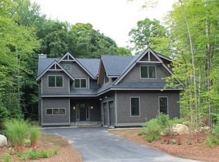 211 S Peak Rd, Lincoln, NH 03251