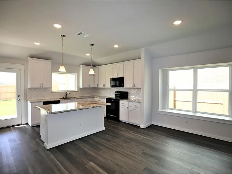 635 Pheasant Hill Ln — Photo 11