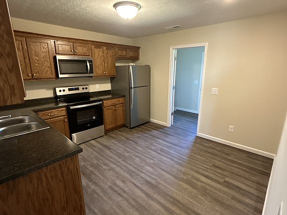 2nd image of 204 Kerr Way #B