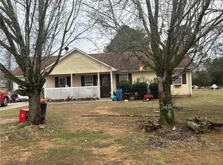 68 Jennifer Ln, Rydal, GA 30171