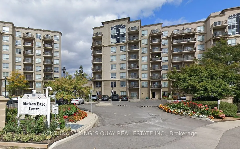 8 Maison Parc Ct #406