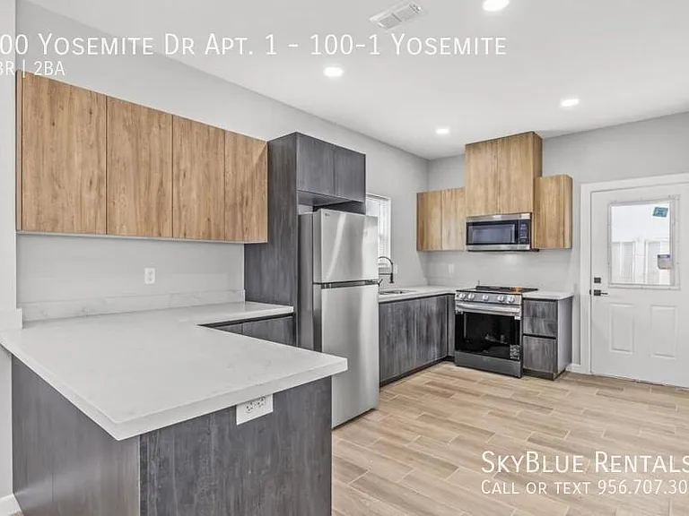 100 Yosemite Dr #1 — Photo 4