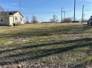 423 W College St, Oakland City, IN