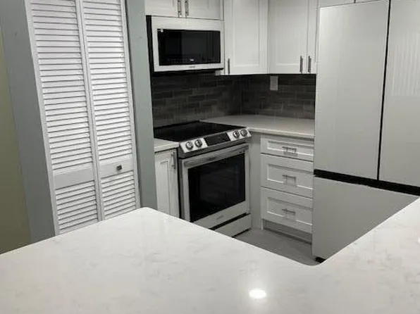 101 Old Ferry Rd Unit 18B, Shalimar, FL 32579