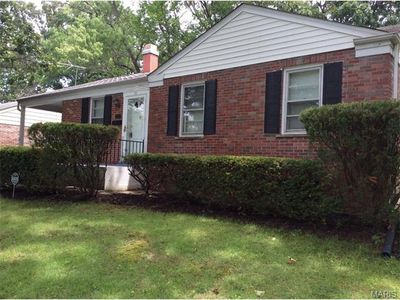 54 Chestnut Hill Ln, Saint Louis, MO, 63119