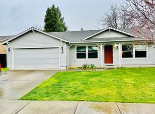 119 Little Butte Dr, Eagle Pt, OR 97524