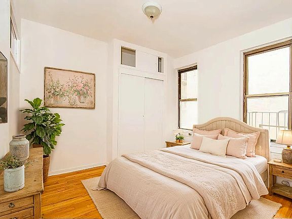 5th image of 172 E 92nd St APT 2A