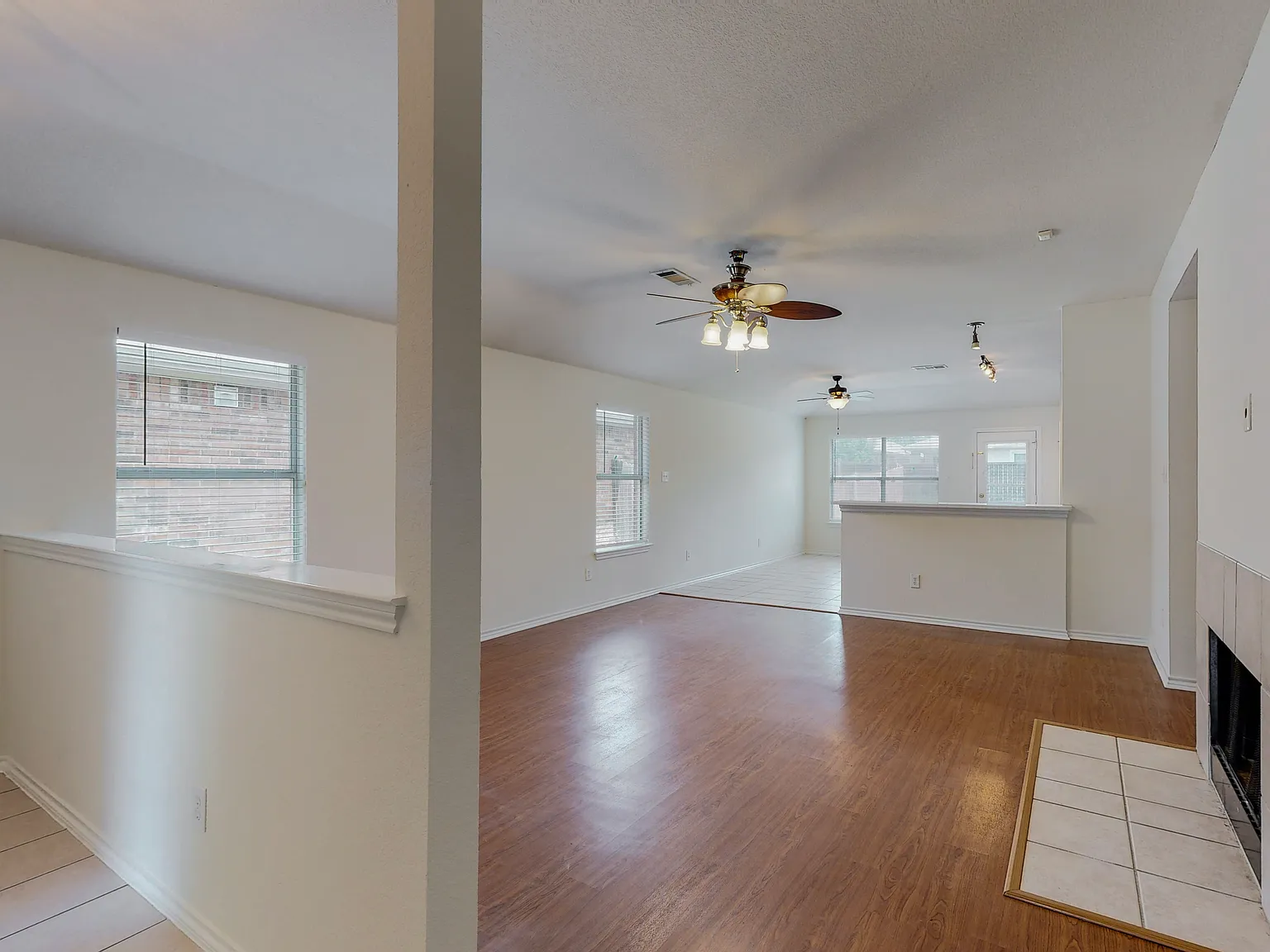 3 bed, 1494 sqft, $1,995 — Photo 4