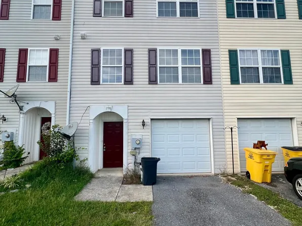 998 Aztec Dr, Martinsburg, WV 25405