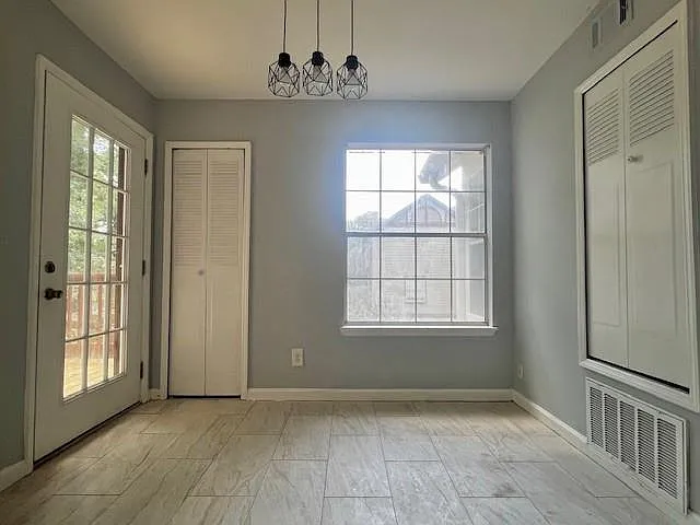 309 Hawkstone Way — Photo 5