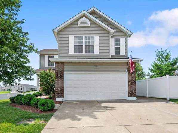 112 Winding Pine Ln, Winfield, MO 63389