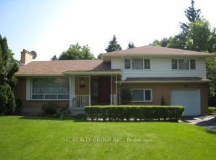 6 Bromleigh Ave, London, ON N6G1T9