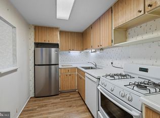 None Available, Jenkintown, PA 19046