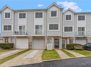 42 Hart Loop, Staten Island, NY 10306