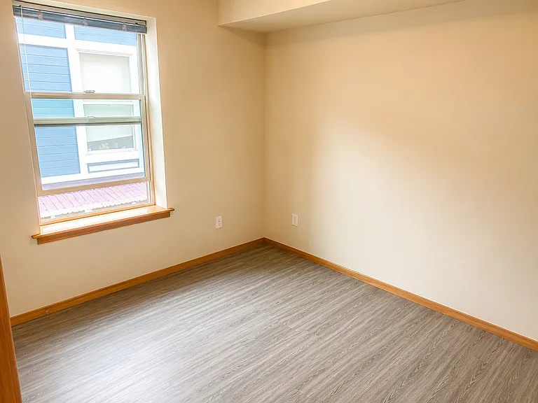 1016 N Garden St — Photo 20