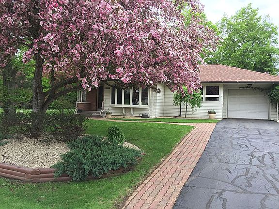 2nd image of 2221 Woodland Ave