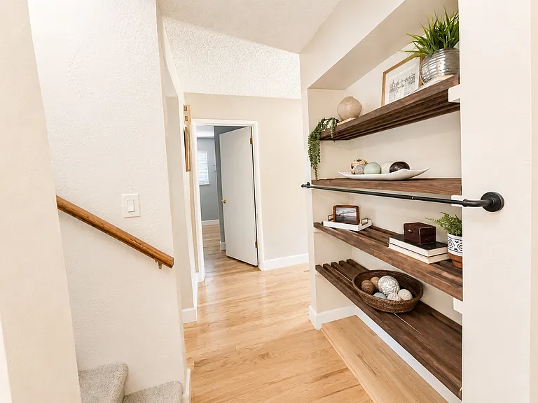 2019 Debbie Ln — Photo 12