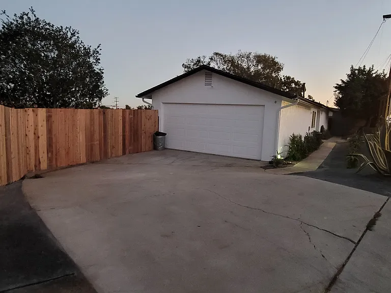 1937 David St — Photo 12