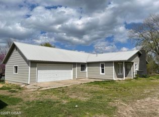 311 State Highway 59, Goodman, MO 64843