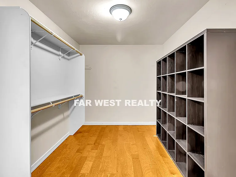 1853 Oriental Ave — Photo 10