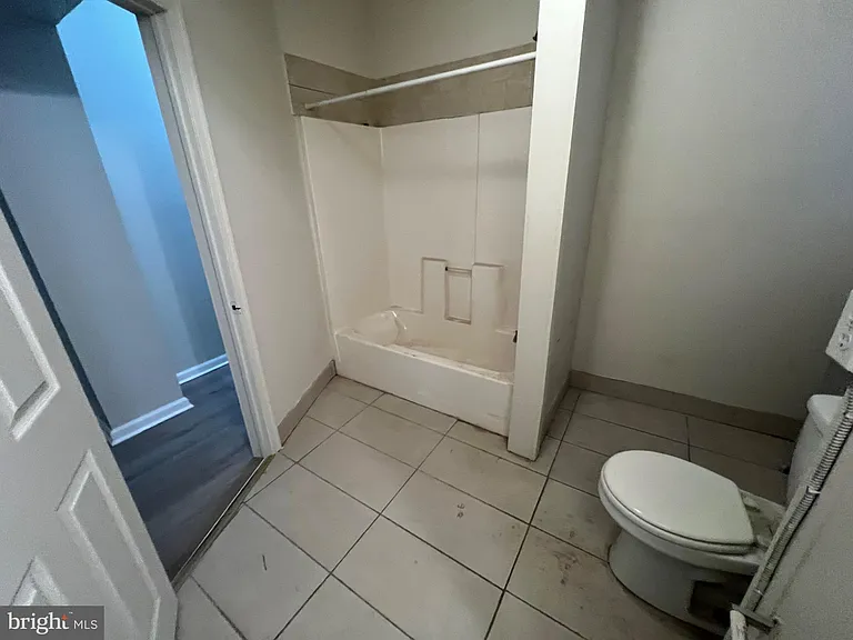 1709 W Montgomery Ave #1 — Photo 5