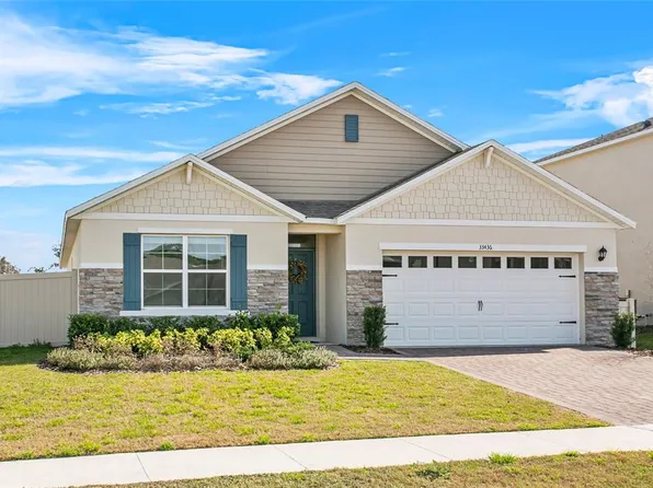 33436 Country House Dr, Sorrento, FL 32776